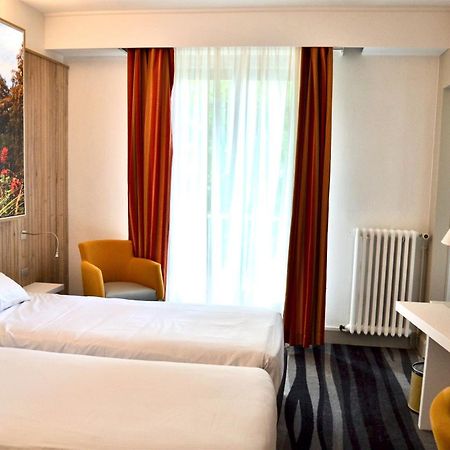 Kyriad Hotel Tours Centre Ngoại thất bức ảnh