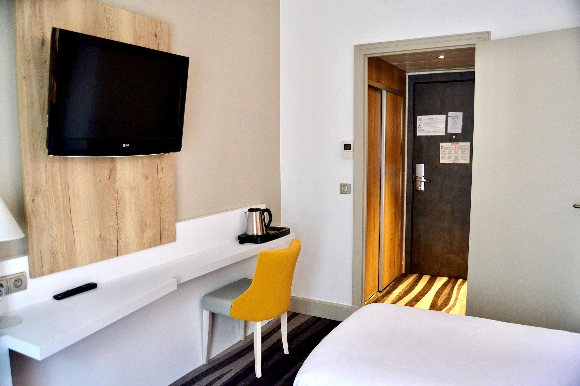 Kyriad Hotel Tours Centre Ngoại thất bức ảnh