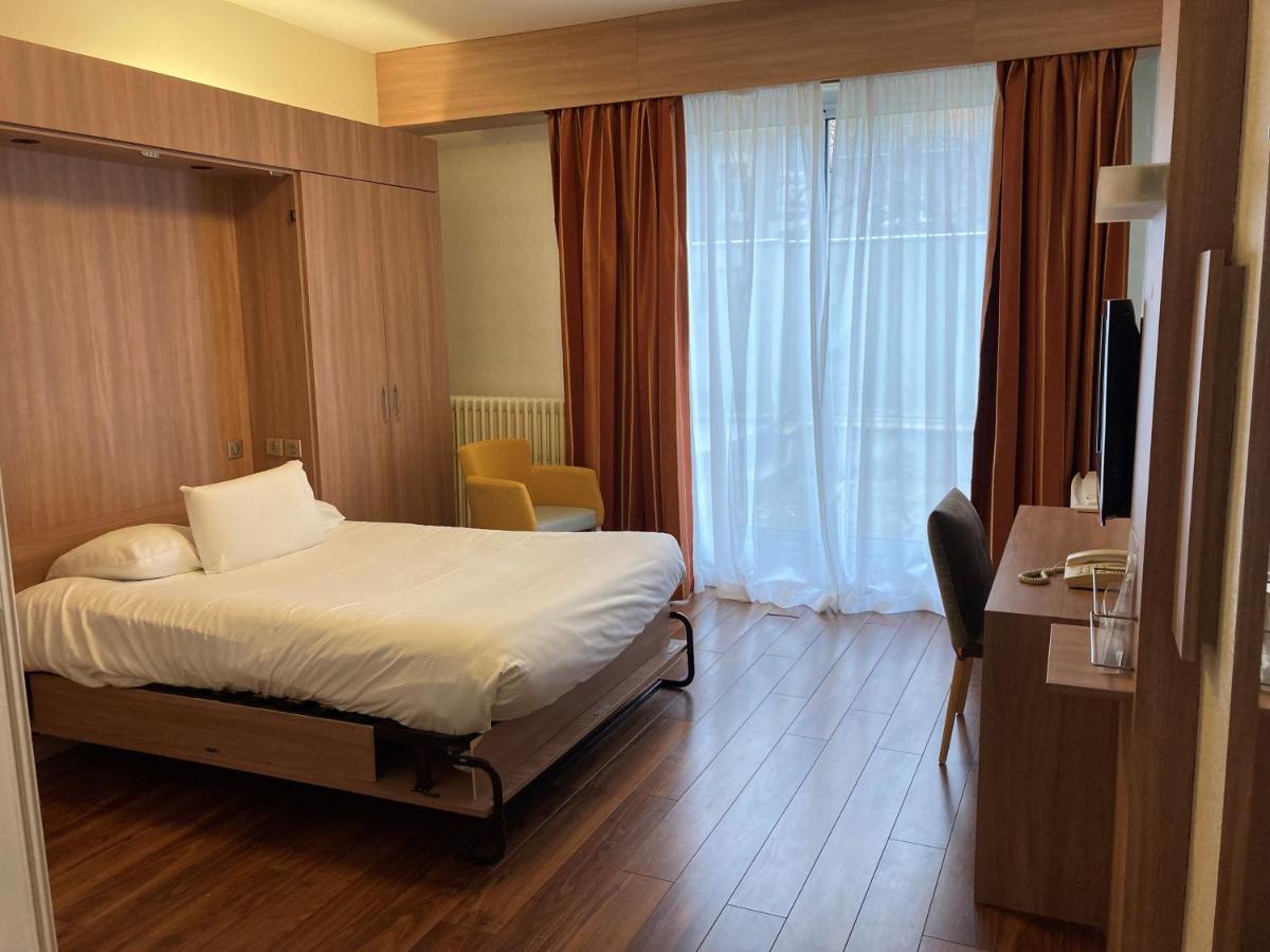 Kyriad Hotel Tours Centre Ngoại thất bức ảnh