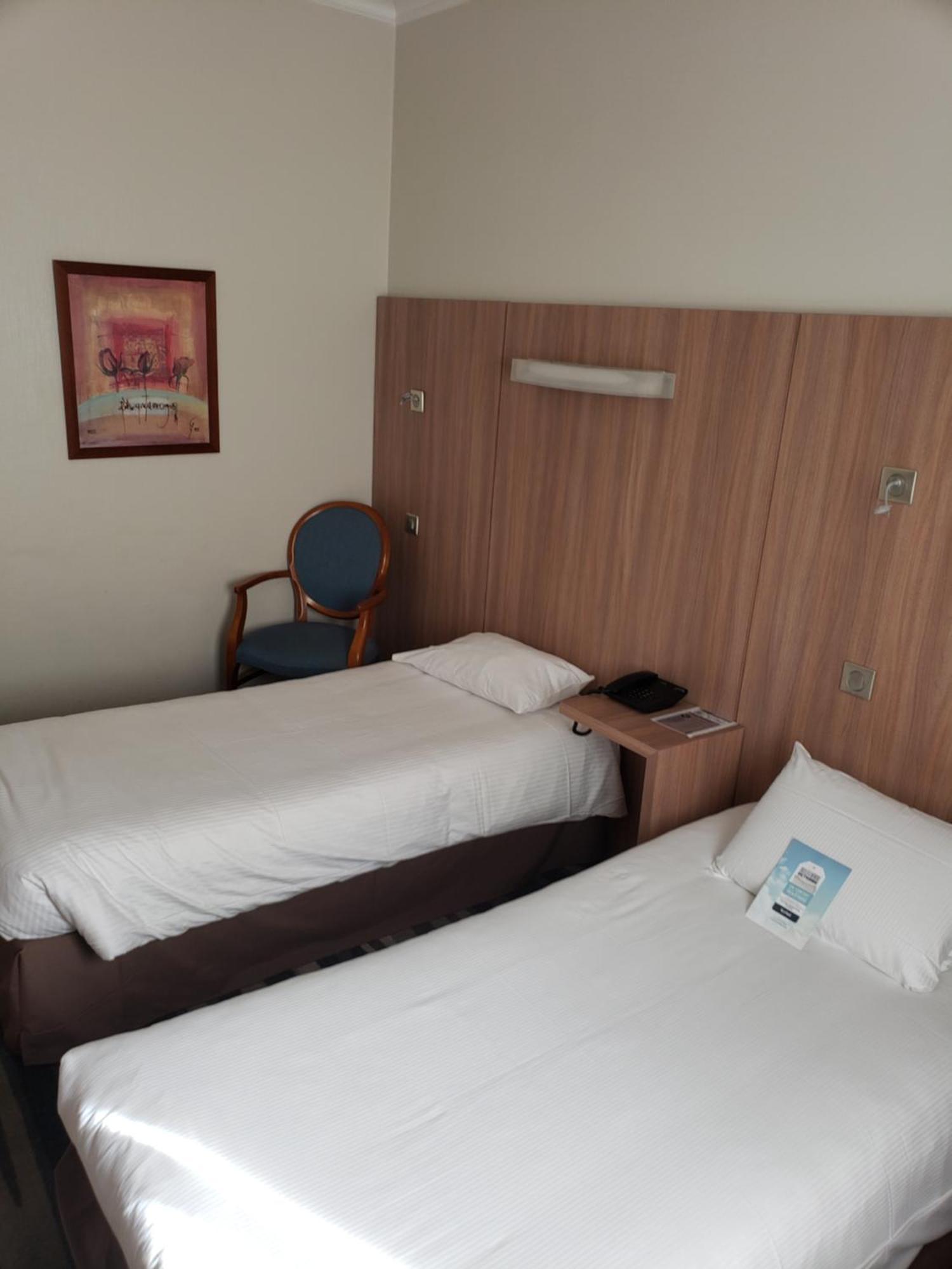 Kyriad Hotel Tours Centre Ngoại thất bức ảnh