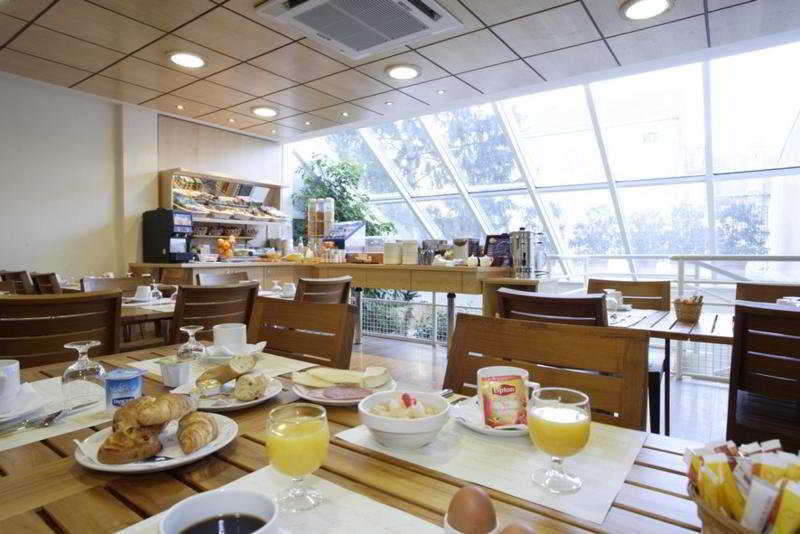 Kyriad Hotel Tours Centre Ngoại thất bức ảnh